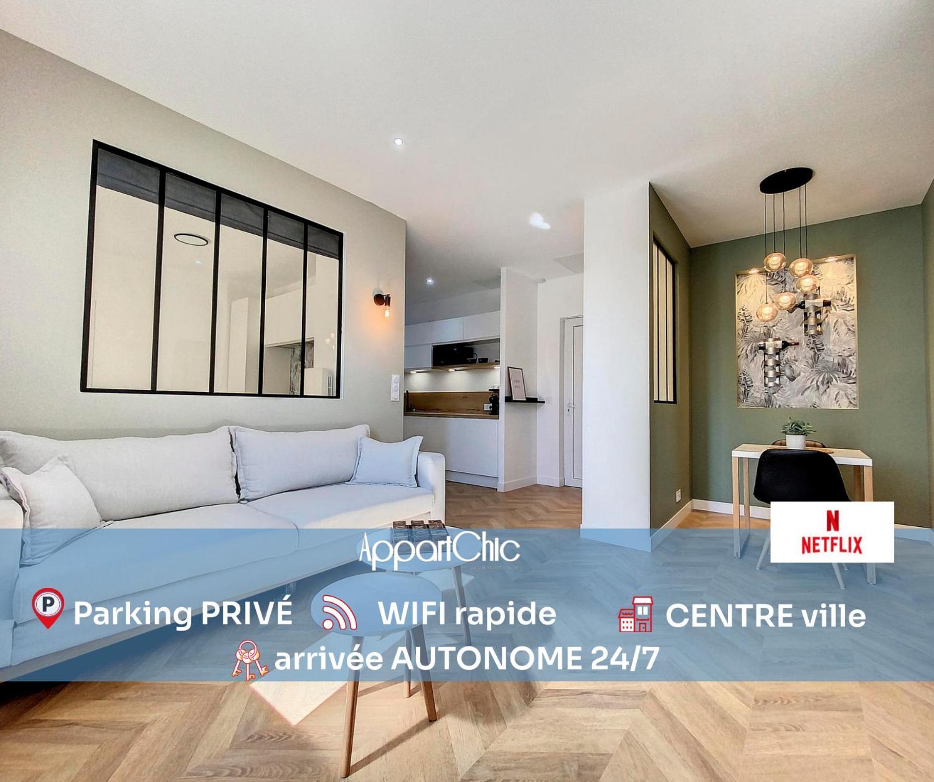 AppartChic - appartement standing - plein Centre&Parking privé Créon Extérieur photo
